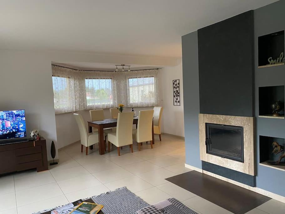 4 Bedroom Family House With Access To A Hot Tub Goczałkowice-Zdrój Exteriör bild
